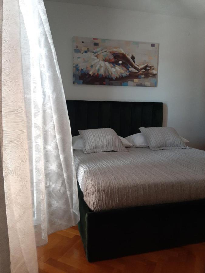 Guest House Zaninovic Hvar Town Exterior foto
